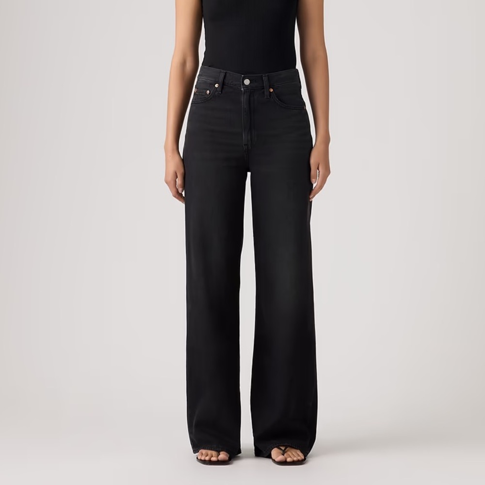 Levi’s ribcage wide leg black jeans size 27